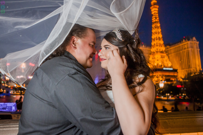 Bellagio Wedding Photos Las Vegas – Dra + Jason – Oh My Posh Weddings